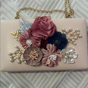 Star Wars Millennium Falcon   Embellished flower Chain Clutch and crossbody